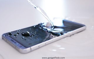How Do You Get Water Out Of Your Phone’s Charging Port?