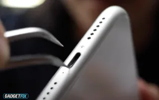 How To Clean the Charging Port of Samsung Phone